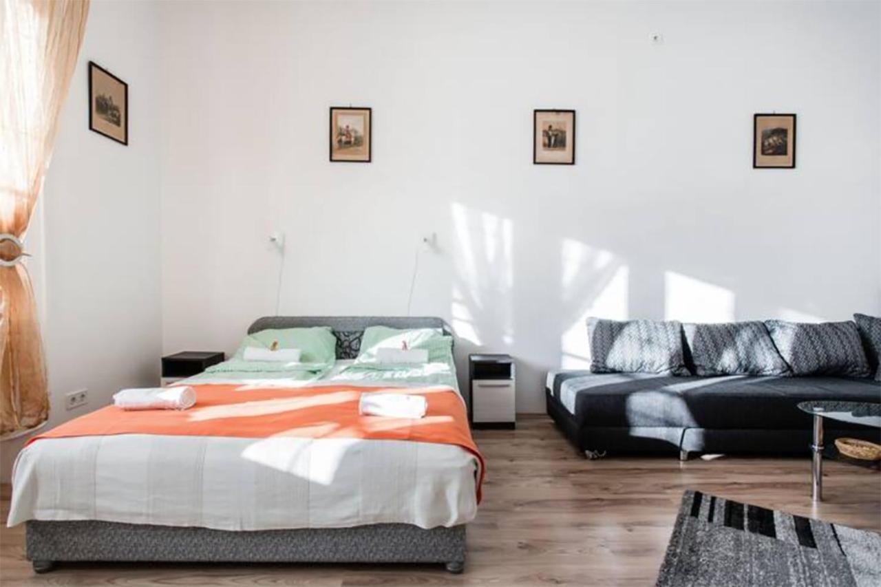 Free Garage!!! Downtown Near The New York Coffee House Апартаменты *